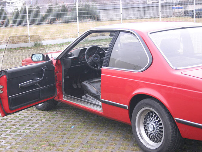 człowiek_bez_nazwiska