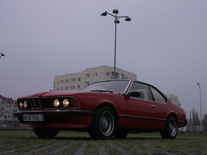 człowiek_bez_nazwiska